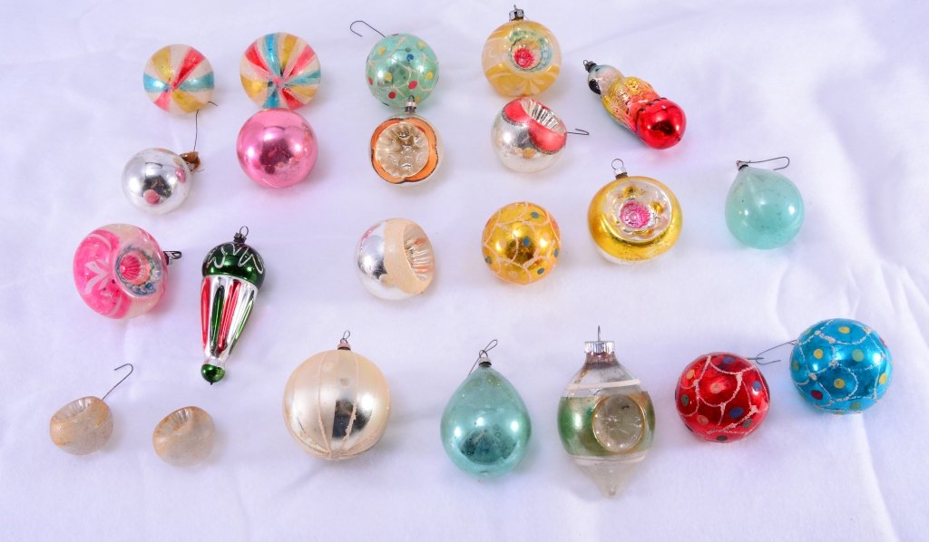 Vintage Boxes of Christmas Balls & Ornaments: 22 including balls, parrot & more.