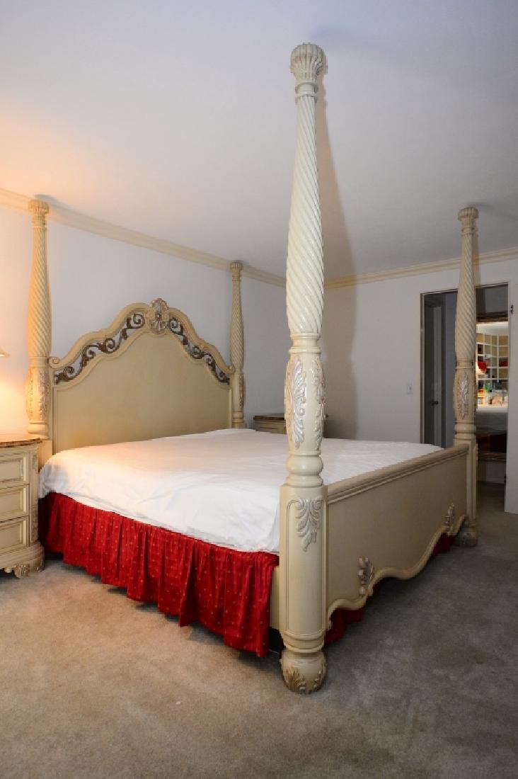 Thomasville Kingsize Poster Bed: Headboard, footboard & rails, spiral posts, 89" high. Mattresses not included.