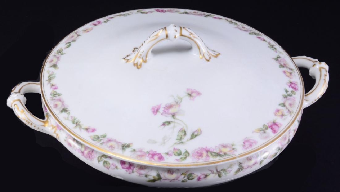 Haviland Amstel Round Covered Casserole w/Roses: Pierced finial and handles, ring foot, 10.5" handle to handle.