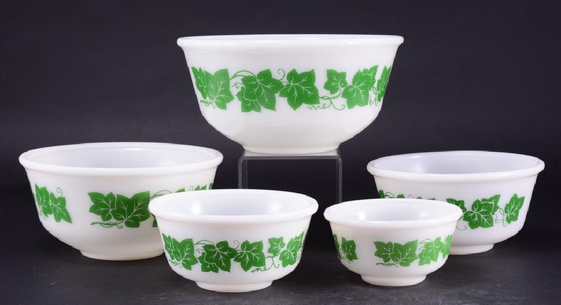 Hazel Atlas 5-Bowl Mixing Set w/Green Ivy: Largest 9" diameter, smallest 4 3/4" diameter.
