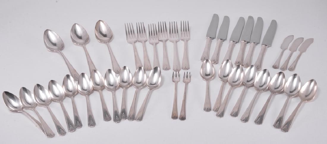 "Deauville" Community Plate 39 Piece Flatware Set (1 of 5)