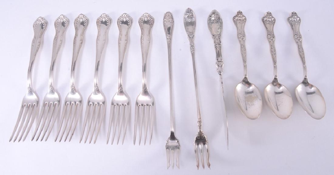 12 Silverplate Flatware Pieces (1 of 4)