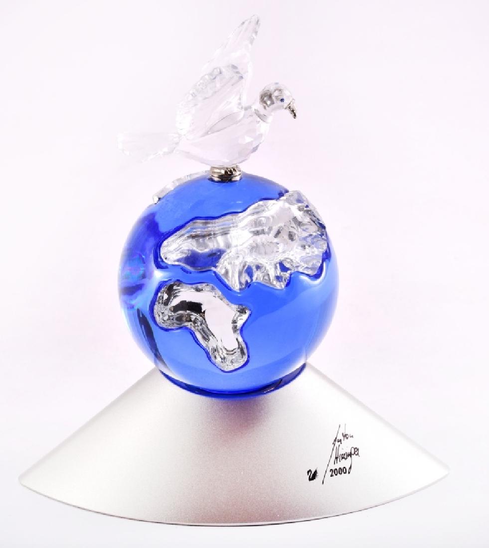 2000 Swarovski Crystal Planet Figurine (1 of 3)