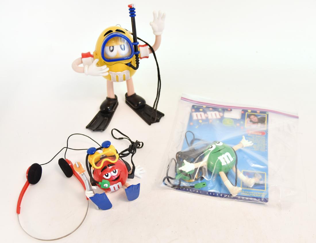 M&M's Radios, Clocks & Ear Telephone (1 of 4)