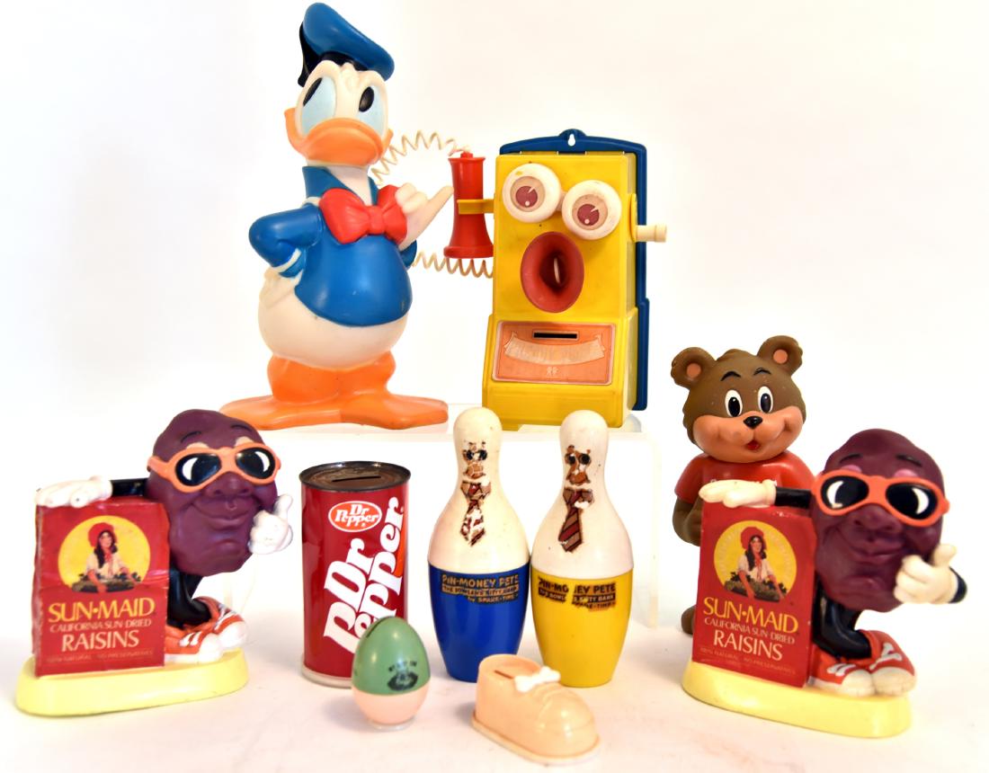 10 Advertising Banks Lot (1 of 4)