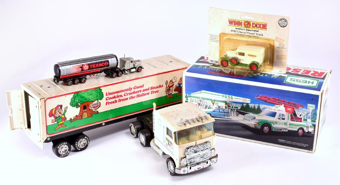 Keebler Tractor Trailer & More (1 of 4)