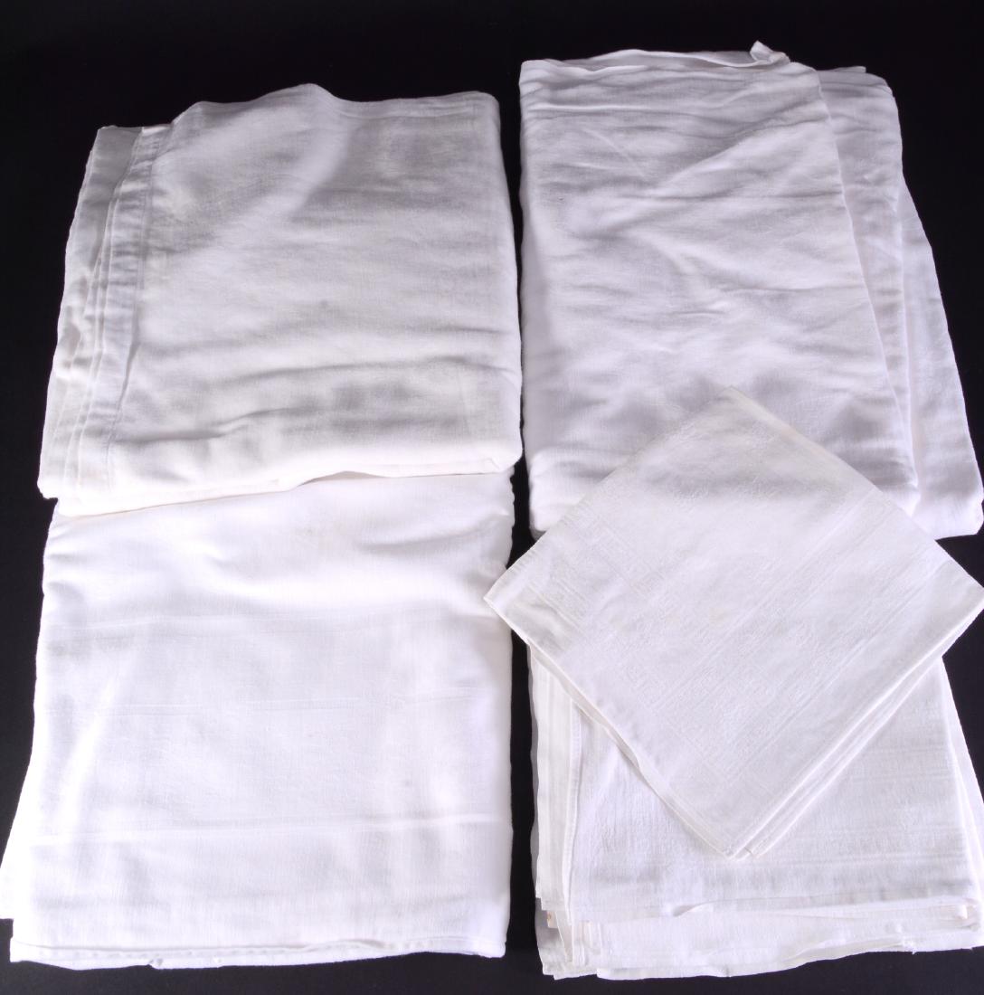 3 White Damask Tablecloths (1 of 1)