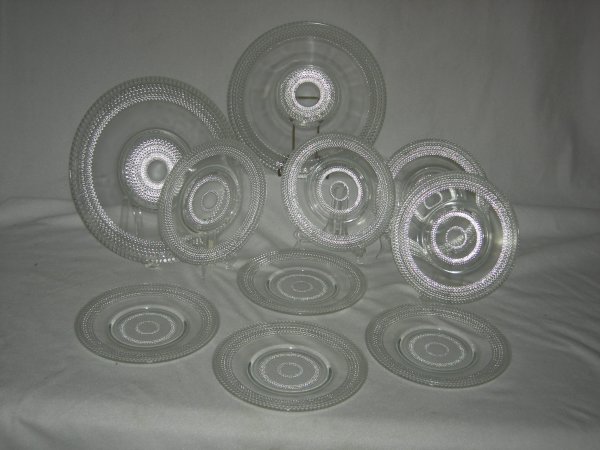 Vintage Glassware Lot: Vintage Glassware Lot w/Concentric Circles of Bubbles Including Bowl, 11" Diameter, 3.5" Tall; Platter 12" Diameter; 8 Plates, 8" Diameter.