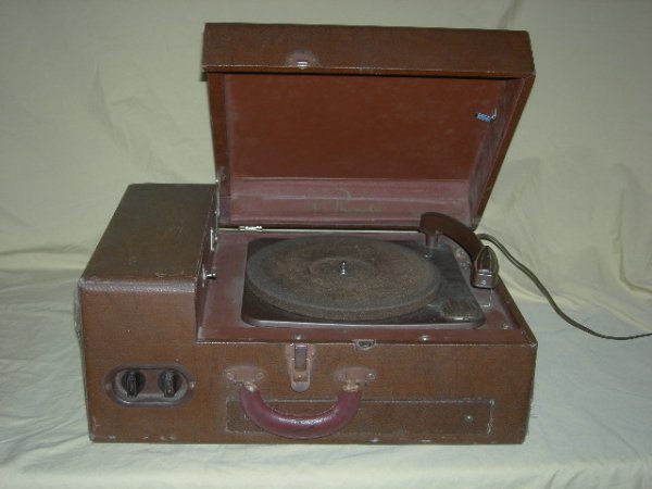 ELECTRONICS: Vintage Phonola 78 Record Player w/Handle, Drawer For Record Storage, Hinged Needle Storage w/3 Needles, 18.5"W X 13"Deep X 7.5"T.