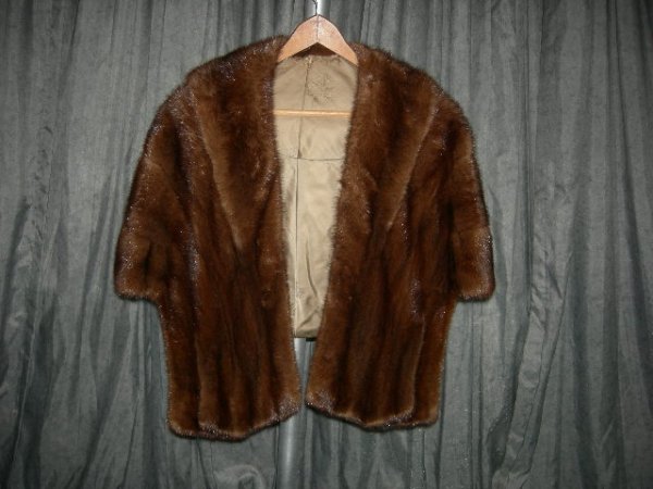 FUR: Mink Shrug Fur Stole w/Cowl Collar, Rich Sable Color.