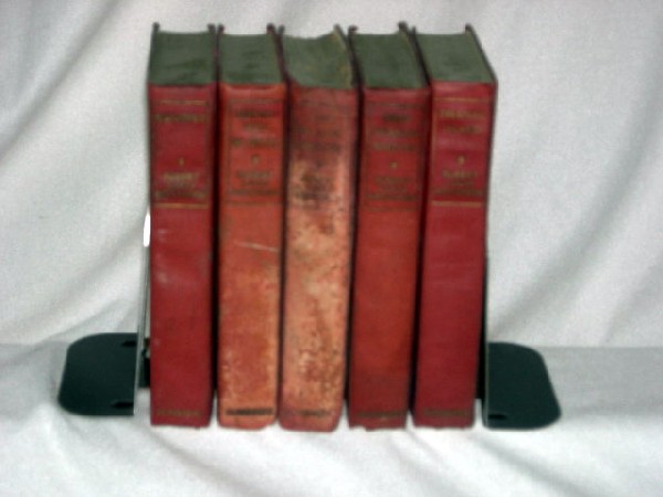 5 VOLUMES ROBERT LOUIS STEVENSON: Five 1917 Volumes Of Robert Louis Robertson Inc. Kidnapped; Treasure Island; The Black Arrow; New Arabian Nights; Merry Men & Dr. Jekyll.