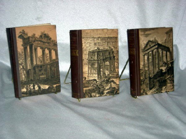 THE DECLINE & FALL OF THE ROMAN EMPIRE: 3 Volumes Of "The Decline & Fall Of The Roman Empire" By Edward Gibbon, 1946, Illustrated From The Etchings By Gian Battista Piranesi.