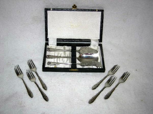 SHEFFIELD SILVER: Lot Includes William Adams Sheffield England Presentation Box w/Cheese Server (Etched), Scoop and Knife (Etched); and 6 Sheffield Dessert Forks.