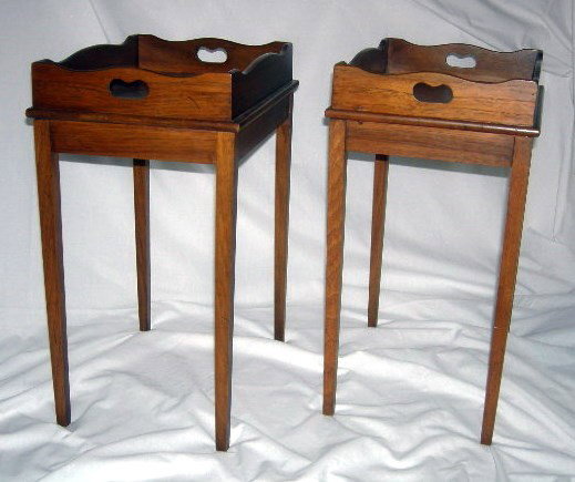 PAIR WILLETT TRAY TOP TABLES: Two Stationary Side Small Butler's Tables Manufactured by Willett Furiture, 13" Wide x 9.75" Deep x 18" Tall.