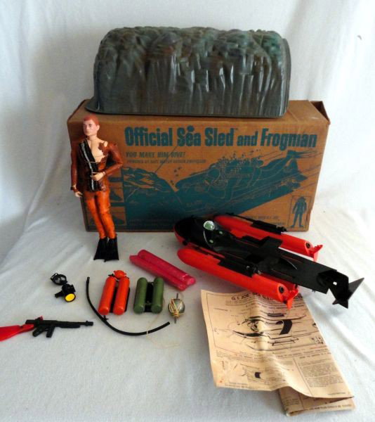 VINTAGE GI JOE FROGMAN W/CAVE: Jointed Scuba Diver w/Sea Sled. Cave has Original Box.