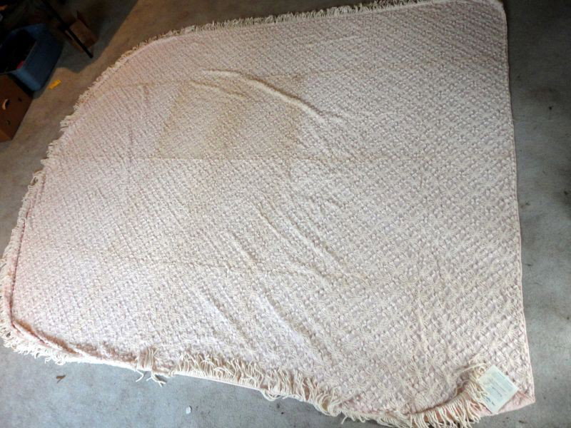 RETRO CABIN CRAFT CHENILLE BEDSPREAD: New and Tagged Pink and White Spread #2590, "New Brocatelle," By American Craftsmen, 92"W w/Fringe X 102"L.