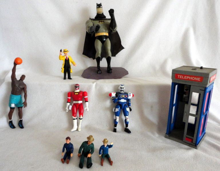 SUPER HEROS ACTION FIGURES PLUS: Super Heroes, Action Figures Inc. "DC Comics" 1992 Boxing Batman, Red Power Ranger, Blue Robotic Figure, Shaq, Dick Tracy, 3 Small Poseable Figures & Quick Change Telephone Booth, 3" To 11"T.