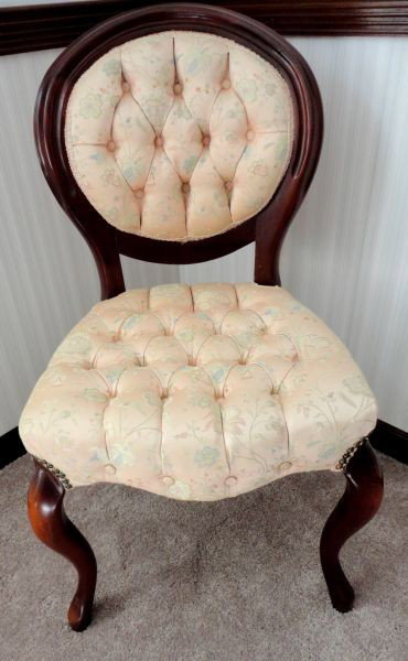 VICTORIAN STYLE SIDE CHAIR: Victorian Queen Ann Style Upholstered Side Chair, Floral Print Peach Fabric, Seat & Back Tufted, 35" Center Back Height.