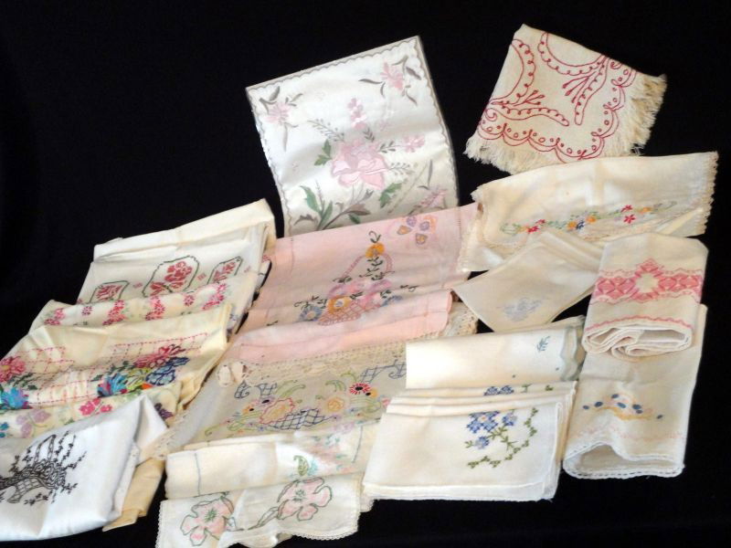 COLORFUL EMBROIDERED LINEN: 12 Pillow Cases, 10 Napkins (6 Beverage), 2 Towels, 3 Table Scarves, 7 Doilies & Kerchief.