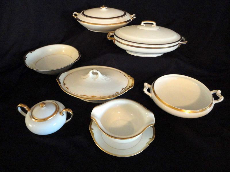 GOLD & WHITE SERVING PIECES: Including 3 Covered Casserole, 2 Vegetable Bowls, Double Handle Bowl, Gravey w/Attached Plate, Covered Sugar, Pieces Marked: D & Co France, Kenworthy, Saxon China & Nippon.
