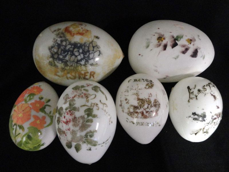 VICTORIAN GLASS EGGS: 6 Victorian Hand Blown & Painted, Two 6" L, Flat Raised Bottom, Chick in Egg w/Purple Flowers & Easter Printed in Gold; Purple & Yellow Flowers w/Green Leaves, 5" Pink Rose, Purple Flowers w/Green Lea
