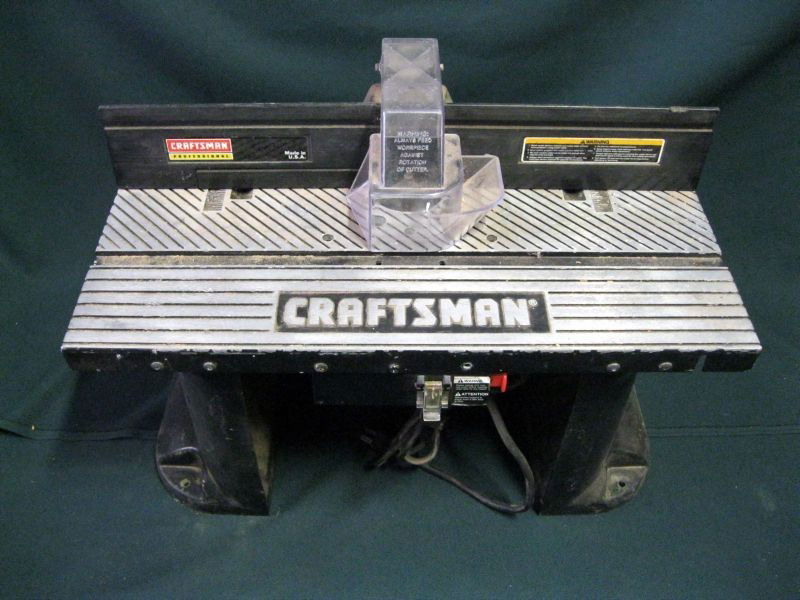 CRAFTSMAN ROUTER W/TABLE: Lot Inc. Sears Craftsman Professional Router Table, 24”W X 14”D X 13.5”T, w/Craftsman Electric 1.5HP Router.