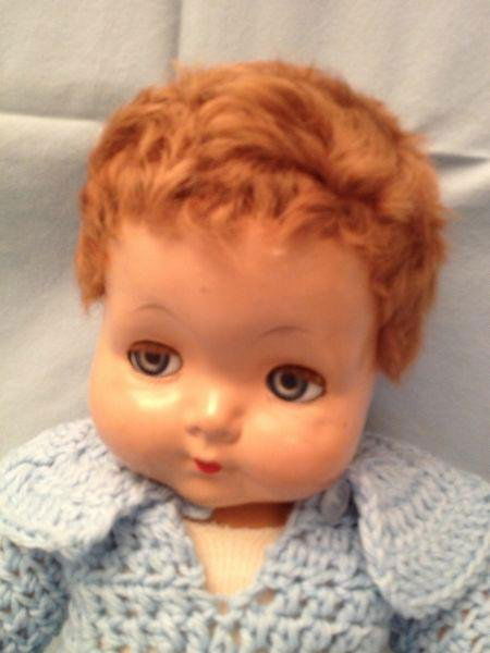 Effanbee Composition Baby Doll: Effanbee Composition Baby Doll Effanbee Composition Baby Doll With Flirty Eyes Includes: blue flirty eyes wool wig and jointed composition body. Circa 1950s.Measurements: 21"Condition: Very Good store