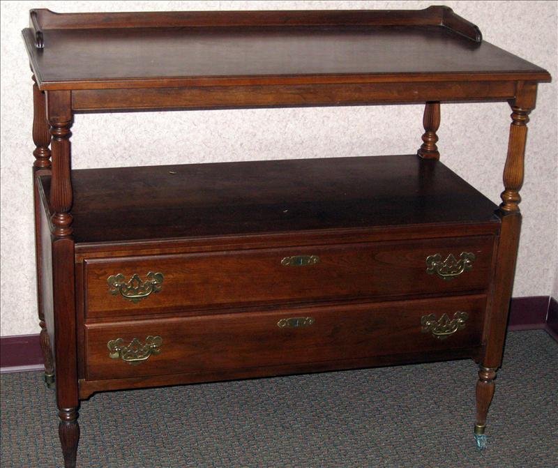 Buffet Butler w/Back Splash: Buffet Butler w/Back Splash, 2 Long Drawers and 2 End Pull-Out Shelves.