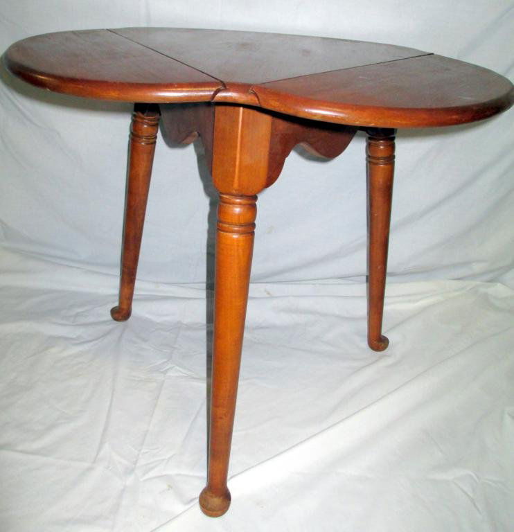 Handkerchief Table: 3-Legged Handkerchief Table w/Drop Leaves (28.25"W x 24"H).