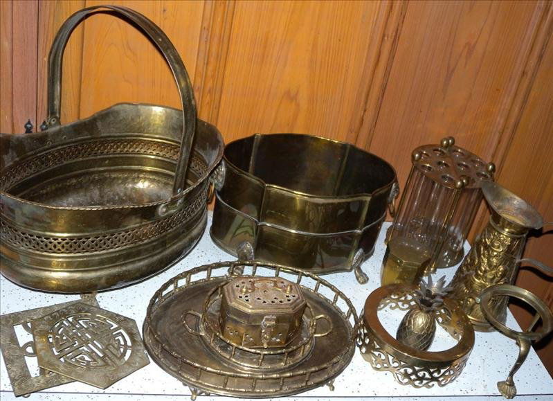 BRASS LOT: Brass Lot, Including Footed Brass Planters, Half-Moon Stands w/Glass Vials (1 Vial Missing), Galleried Trays, Trivets, And Reposse' Pitcher.