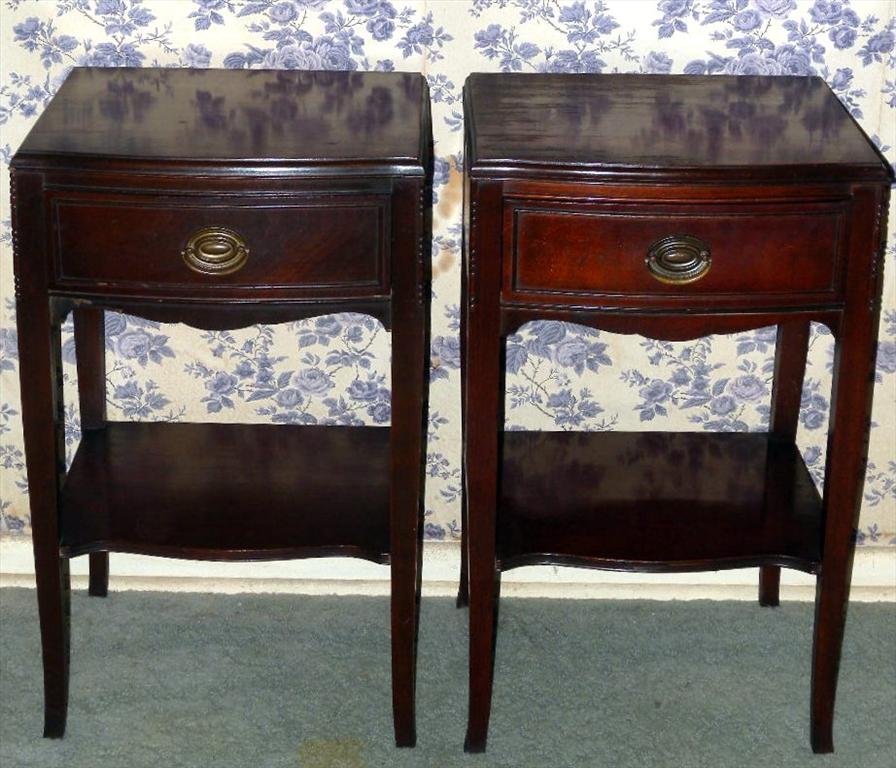 PAIR THOMASVILLE NIGHT STANDS: Pair Thomasville Night Stands, Mahogany, One Drawer, 16" x 14" x 27"T.