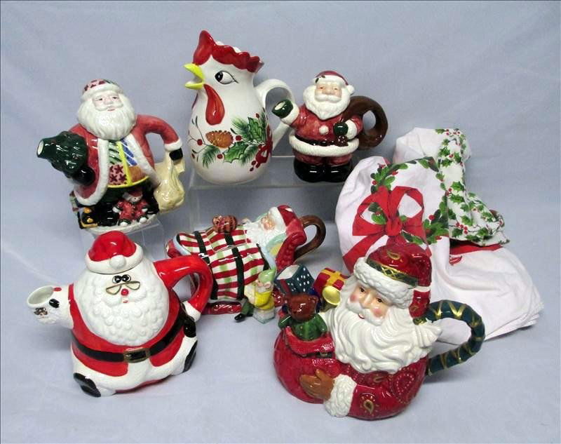Santa Teapots Plus: Santa Teapots Plus, Includes Five Santa Teapots and A Chicken Pitcher.