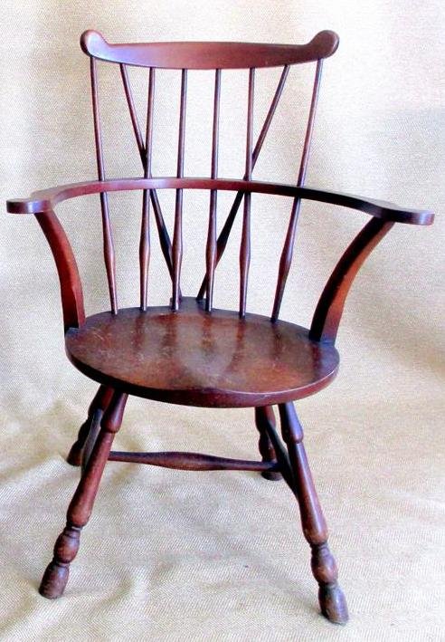 Windsor Chair: Windsor Chair w/Spindle Back (35" Center Back Height).