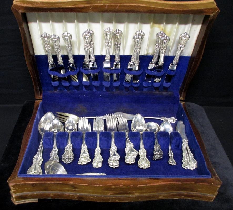Towle Old Colonial Sterling Flatware: 78 Pieces in Fitted Presentation Box, Includes 12 Knives, 12 Forks, 12 Salad Forks, 15 Teaspoons, 7 Bouillon Spoons, 9 Flat Butters, 3 Tablespoons, 4 Soup Spoons, Sugar Shell, Gravy Ladle, Cold Meat F