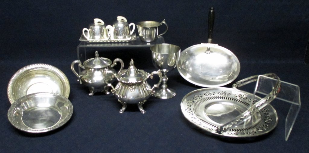 Silverplate Lot: Including English ceramic & silver cream and sugar on tray, pierced round tray w/handle, silent butler, 2 covered sugars (Reed & Barton and Wallace Baroque), 1973 presentation goblet.