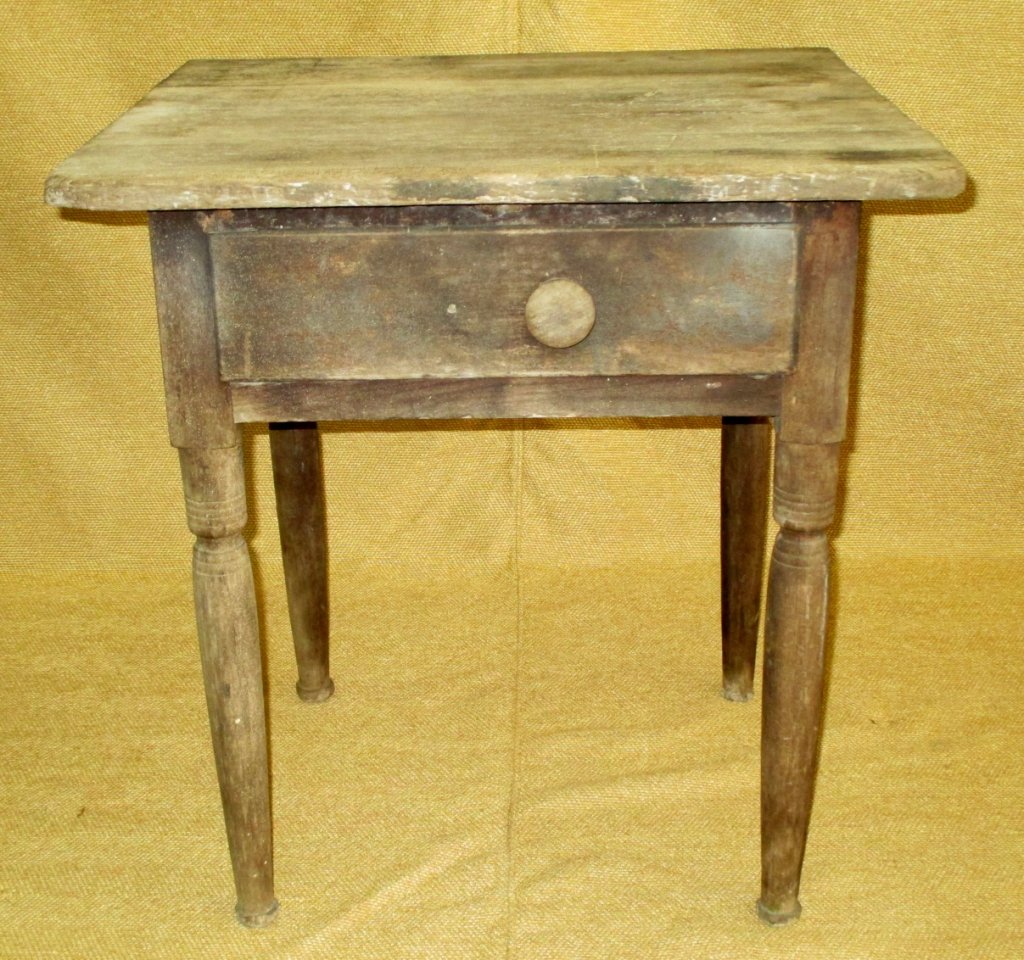 Primitive Table: One drawer, 25" x 22" x 26.5" tall. As found.