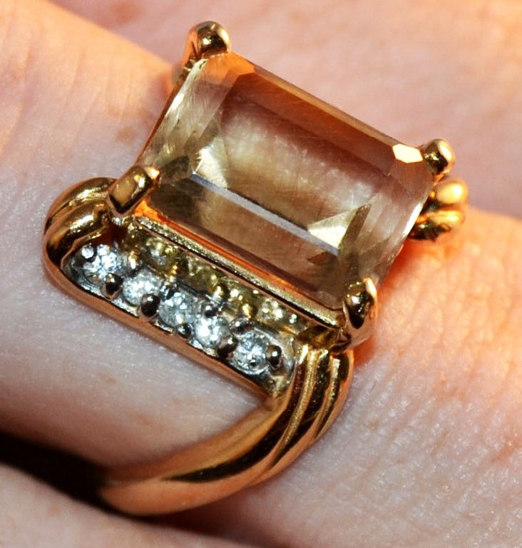 14K Smokey Topaz & Diamond Ring: 5 diamonds either side of emerald cut topaz, size 6.