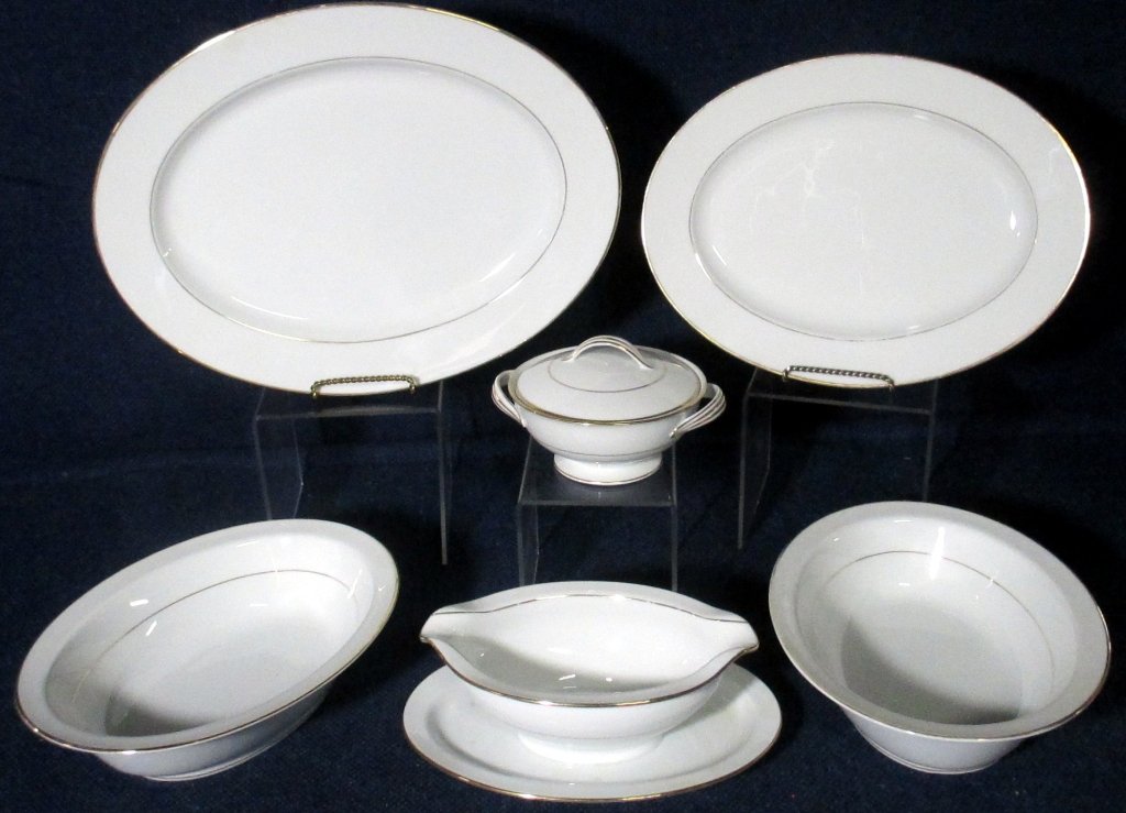 Noritake Dawn China Serving Pieces: 7 pcs gold trimmed including: two platters (13.5" long & 11.5" long), two oval vegetable dishes 10", one gravy boat & covered sugar.