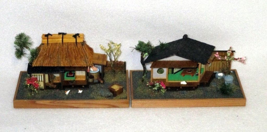 Two Small Japanese Dioramas: Both w/original boxes, 5.74" x 3" deep x 3" tallest one.