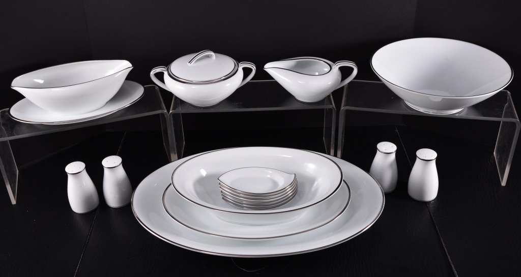 18 Serving Pieces Noritake Silverdale: Cream & covered sugar, 9" vegetable bowl, gravy w/attached plate, two sets salt & pepper, 10.5" oval vegetable, 12" & 16" platter, 6 spoon rest/ashtrays.