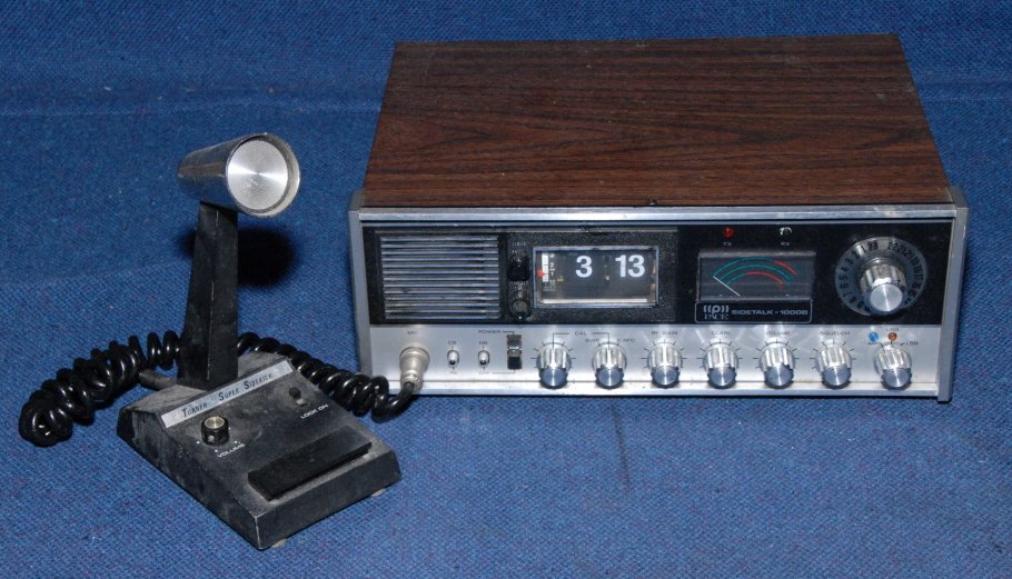 Pace Sidetalk 1000B Base Station & Turner Sidekick: Citizen band radio and desktop microphone.