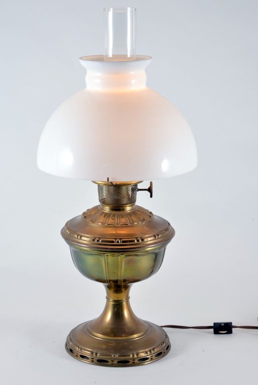 Vintage Converted Aladdin Oil Lamp (1 of 3)