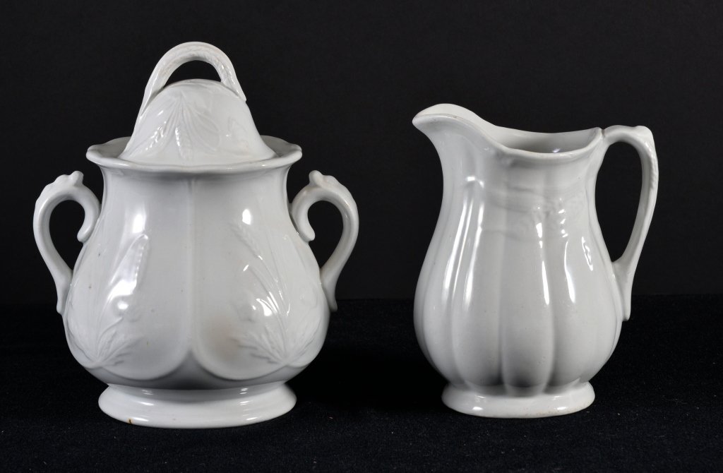 English Ironstone Covered Sugar & Creamer (1 of 3)
