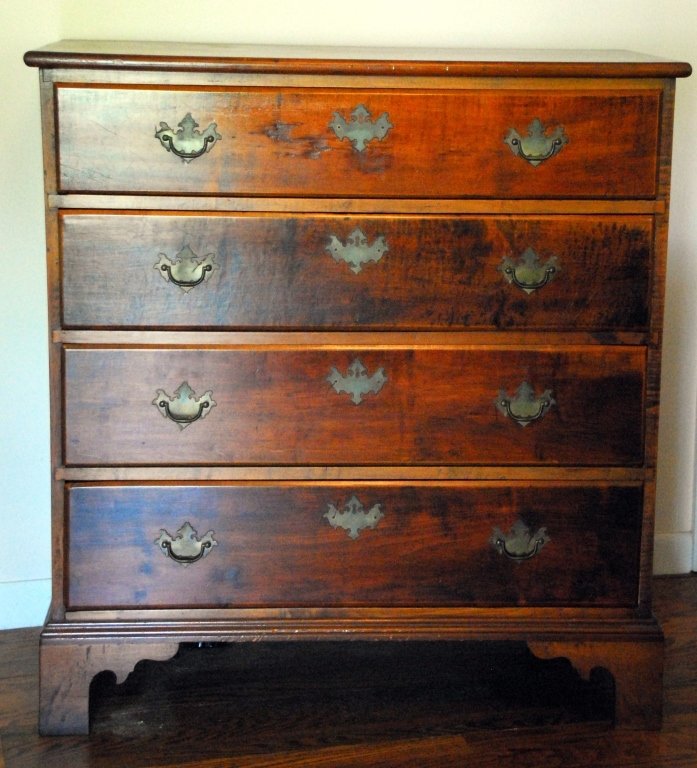 Antique 4-Drawer Chest (1 of 7)