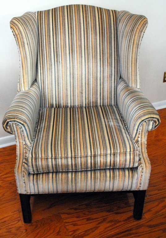 Ethan Allen Wing Chair (1 of 2)