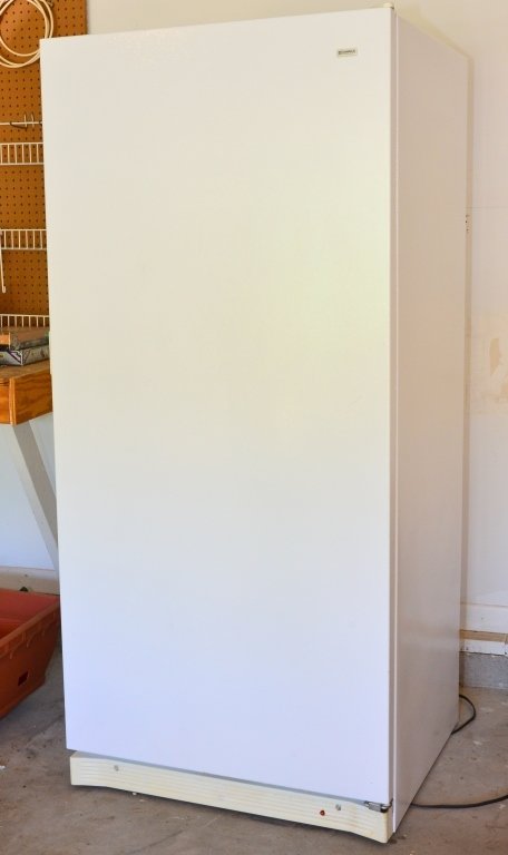 Kenmore Upright 20 Cubic Feet Freezer (1 of 3)