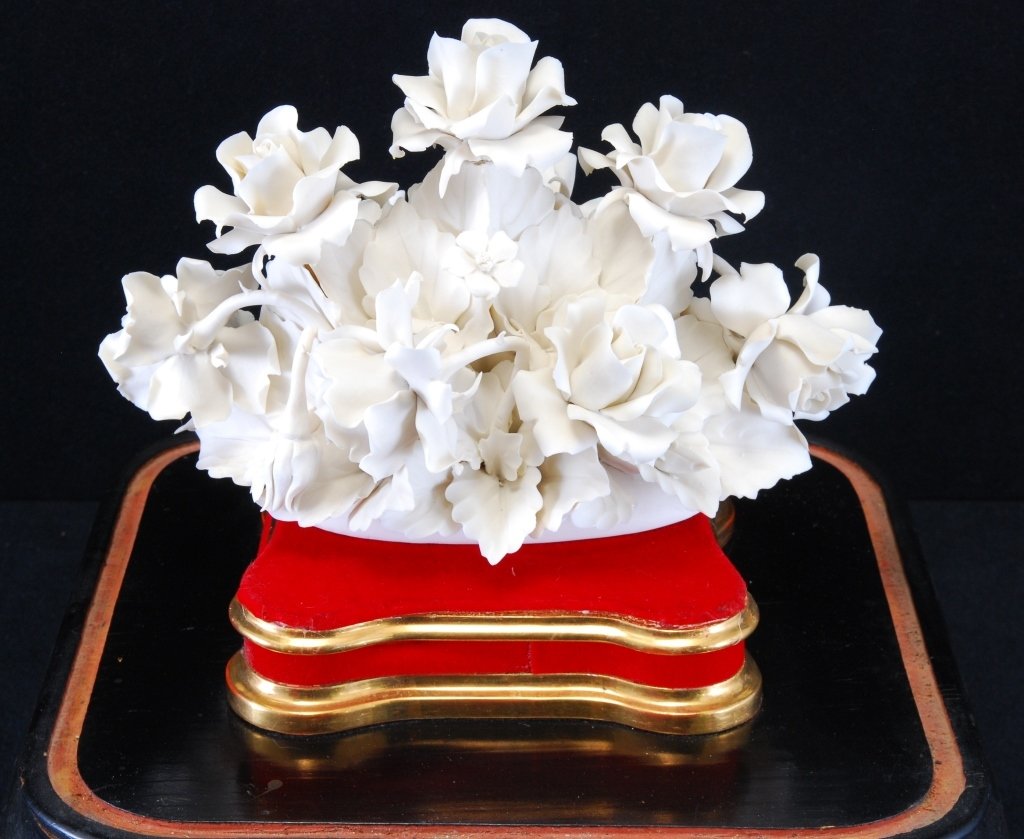 White Capodimonte Rose Bouquet in Display: Platform & glass cover, roses 6.5" T x 10" W, platform & glass 11.5" x 12.5" x 13" T.