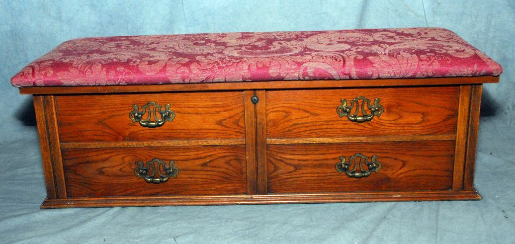 Lane cedar hope chest cheap with cushion top