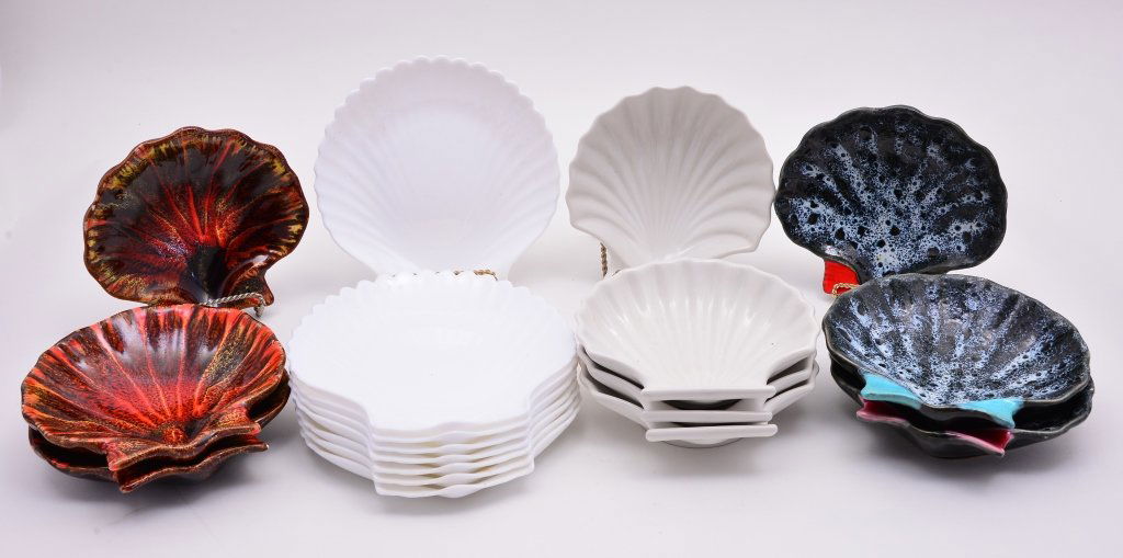 Six Luc Vallaurus Shell Bowl &12 White Shell Bowls (1 of 4)