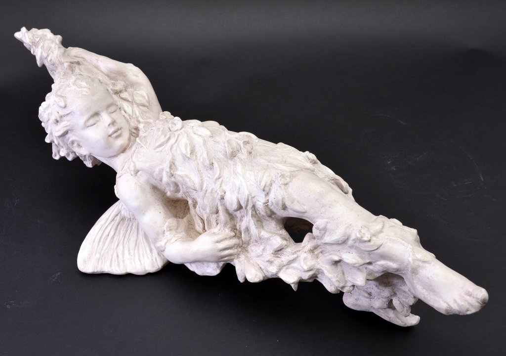 Large Hanging Cherub (1 of 3)